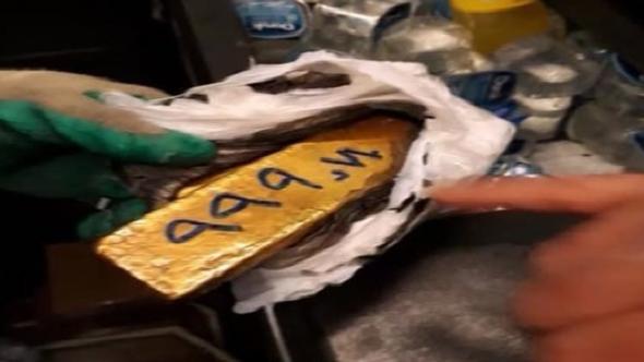 Otobüsün buzdolabından çıktı! Servet değerinde...