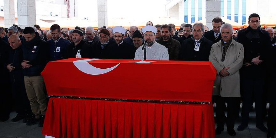 Eski Diyanet İşleri Başkanı Doğan'ın cenazesi toprağa verildi