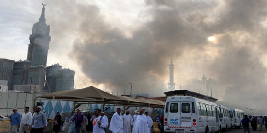 Mekke'de işçilerin kaldığı konteynerlarda yangın