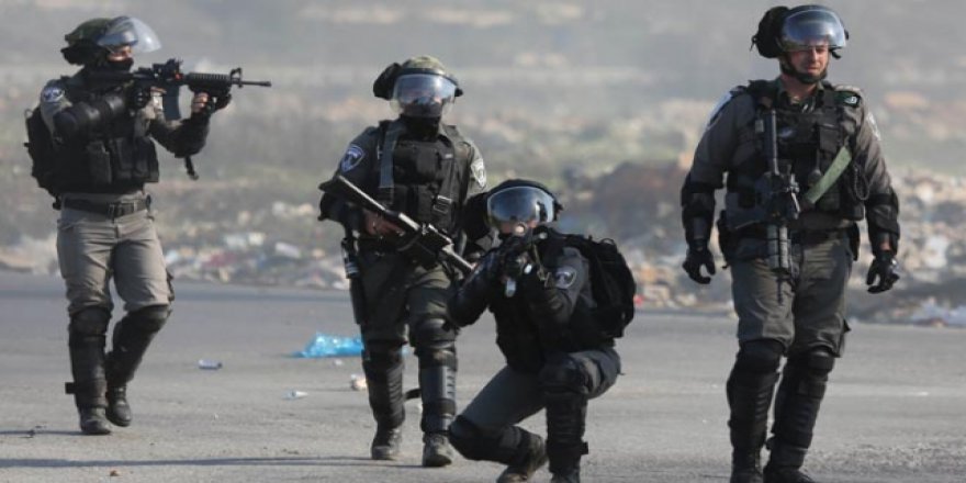 İsrail askerleri Filistinli bir genci şehit etti