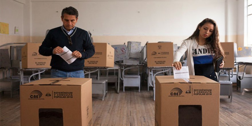 Ekvador'da cumhurbaşkanlığı referandumu yapıldı