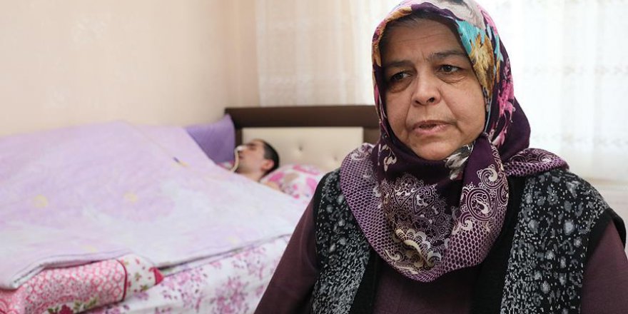 Huntington hastası iki çocuğuna çare arıyor