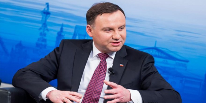 Polonya Cumhurbaşkanı Duda tartışmalı yasayı imzalayacak