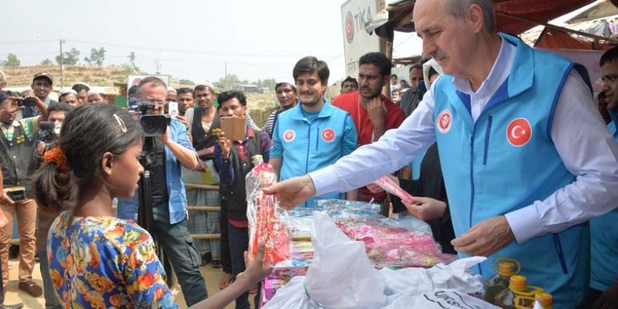 Kurtulmuş, Arakanlı Müslümanların yaşadığı kampları ziyaret etti