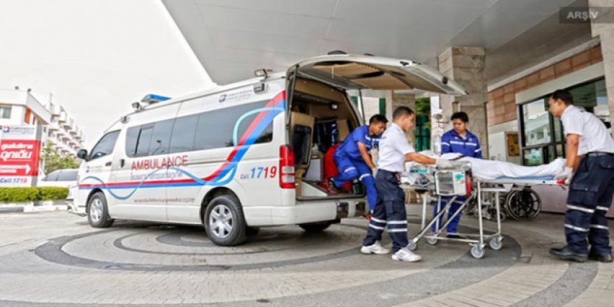 Tren istasyonunda özçekim yaparken hayatını kaybetti