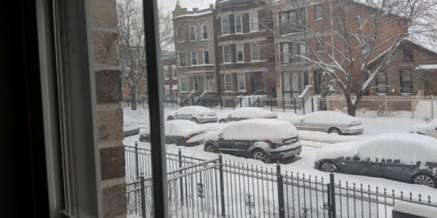 Chicago'da kar fırtınası etkili oluyor