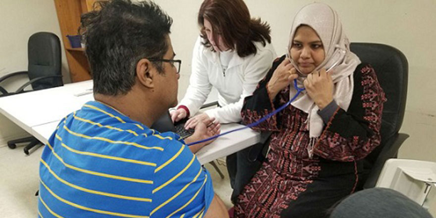 Müslüman doktorlar Amerika'da 'doğru İslam' için ücretsiz hizmet veriyor