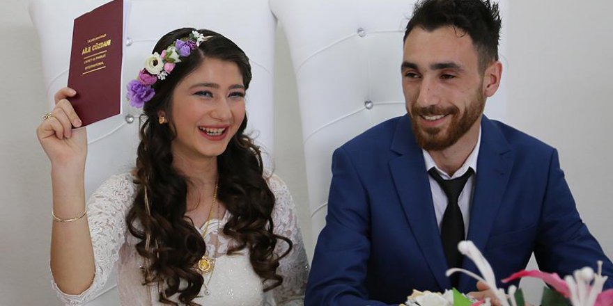 Antalya'da ilk müftü nikahı kıyıldı