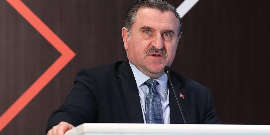 Bak: İnternetin esiri olan bir gençlik istemiyoruz