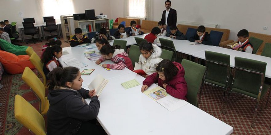 Eğlence ve öğrenme aynı kütüphanede