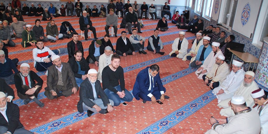 Erbakan, İzzetbegoviç, Necip Fazıl, Akif, Menderes, Said Nursi Köln’de anıldı