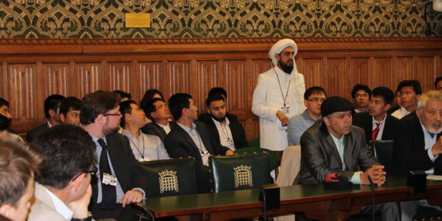 Irkçı saldırıya uğrayan İmam'dan duygulandıran mektup