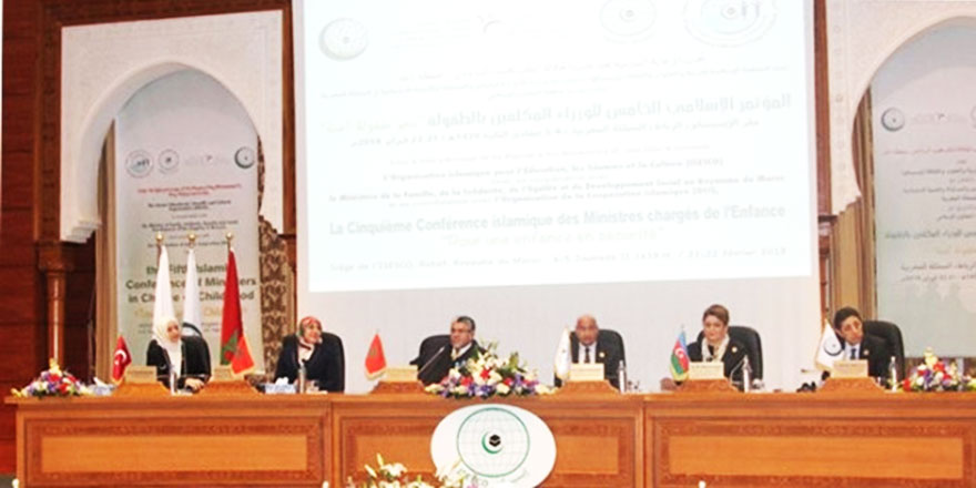 İslam ülkeleri bakanları çocuklar için toplandı