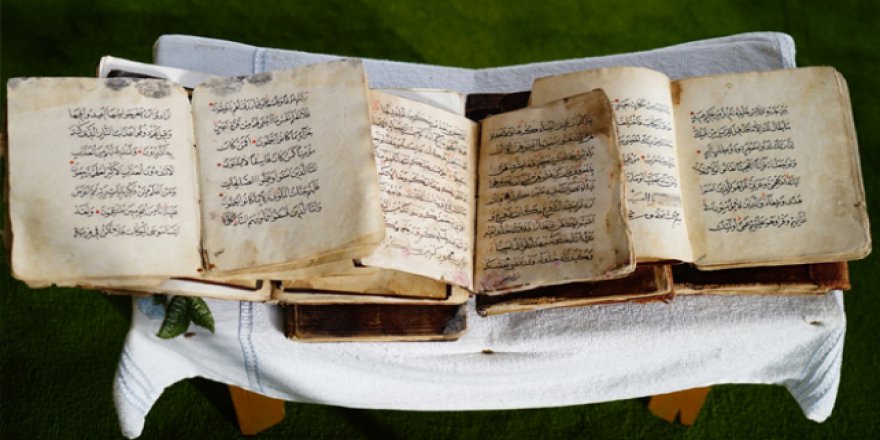 700 yıllık Kur'an-ı Kerim'ler büyük ilgi görüyor