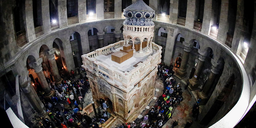 İşgalci İsrail, Kudüs'teki kiliseleri de haraca bağladı