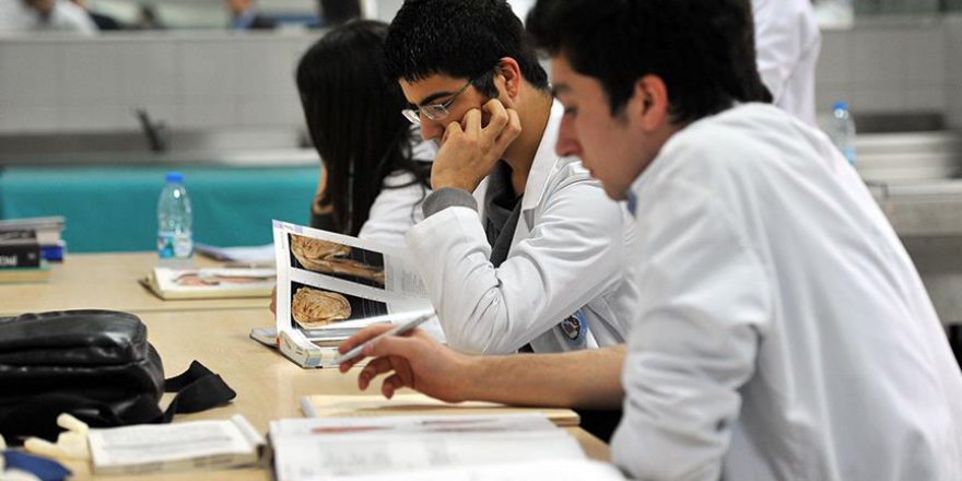 Tıp öğrencilerine 'askeri hekim' olma fırsatı
