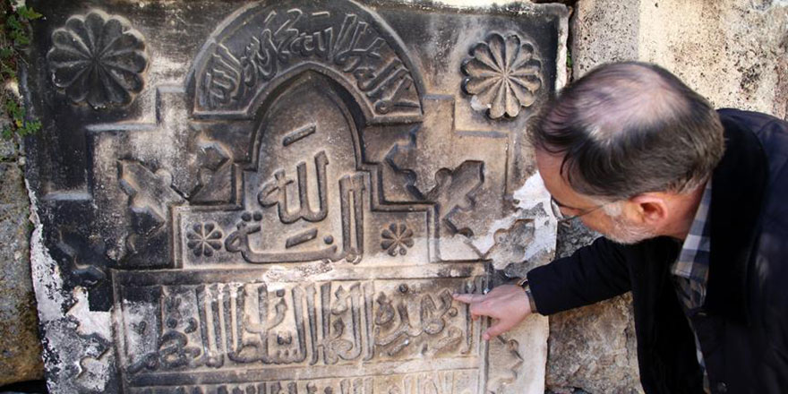 Fetih kitabesini bile koruyamamışız