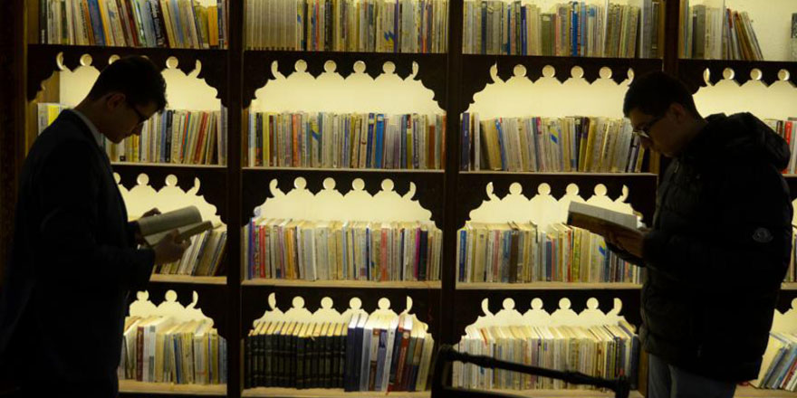 Namaz, mihrap ve kitabı birleştirmeyi düşündük