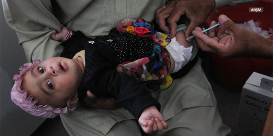 Pakistan'da 3 çocuk kızamık aşısı yapıldıktan sonra hayatını kaybetti