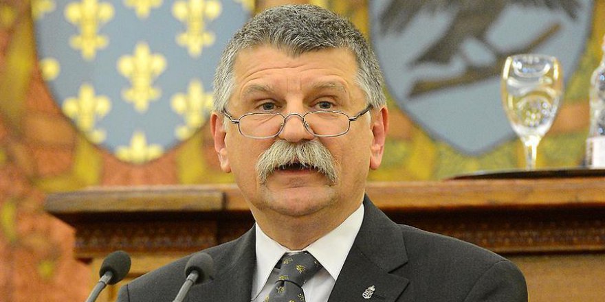 Macaristan Meclis Başkanının 'namaz kılan Müslüman artıyor' korkusu