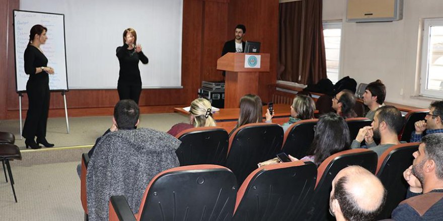 Sağlık çalışanları engellilerin dilinden anlayacak