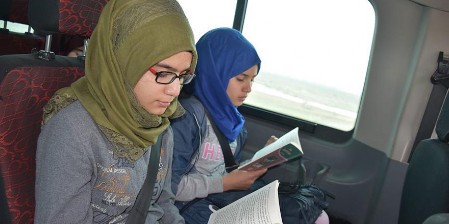 Okul servisleri 'kütüphane'ye dönüştürüldü