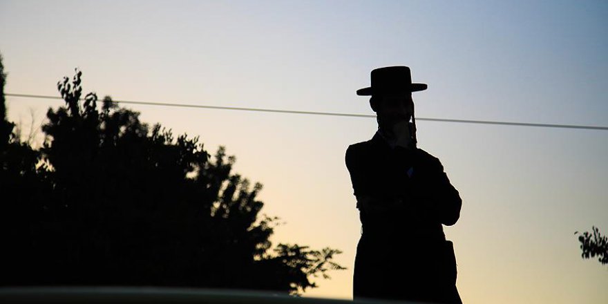 İsrail'deki tartışmalı askerlik yasası karara bağlandı