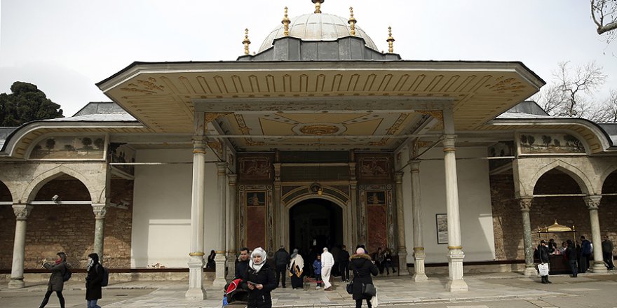 Tarihi binalar depreme hazır hale getiriliyor