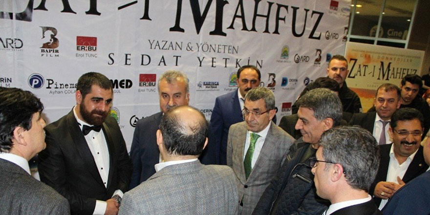 Said Nursi'nin de olduğu Zat-ı Mahfuz filminin galası yapıldı