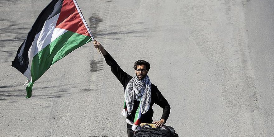 Filistin için yollara düşen Ladraa'nın sıradaki durağı İstanbul