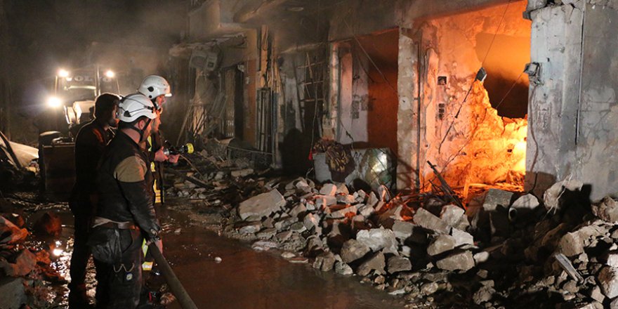 İdlib'de pazar yeri can pazarı oldu