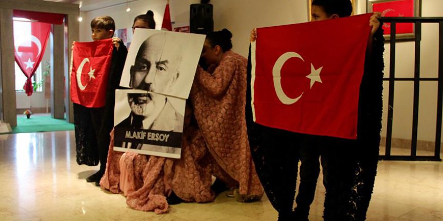 Hollanda'da 'Mehmet Akif ve Gençlik' anma günü