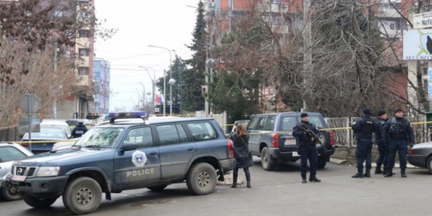 Caniler, cami imamını öldüresiye dövdü