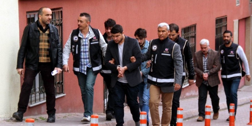 Anadolu Farm'da iki gözaltı daha