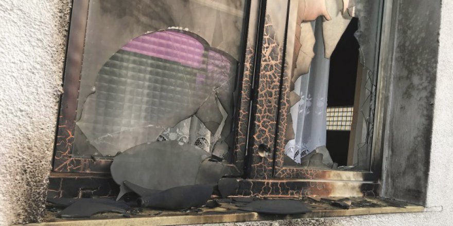 Almanya’da yine camiye saldırı