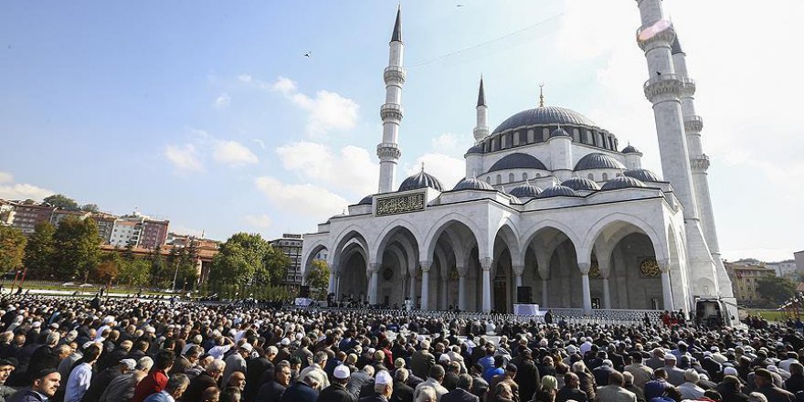 Diyanet'ten Cuma günü mesajı