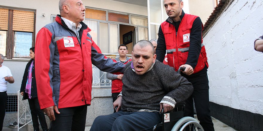 Türk Kızılayı Kosova'ya yardım eli uzattı