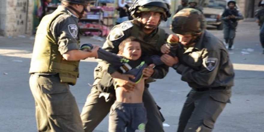 İşgalci İsrail askerleri 3 yaşındaki çocuğu alıkoydu