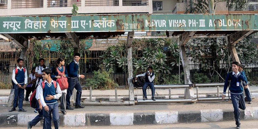 Hindistan'da öğrencilere sınav sonuçları şoku