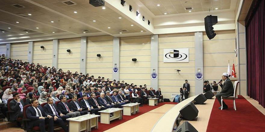 YTB'li öğrencilerden Diyanet İşleri Başkanlığına ziyaret