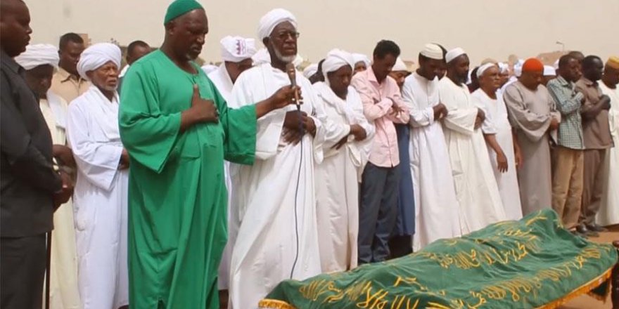 Sudan'daki İhvan lideri Abdulmacid'in cenazesi kaldırıldı