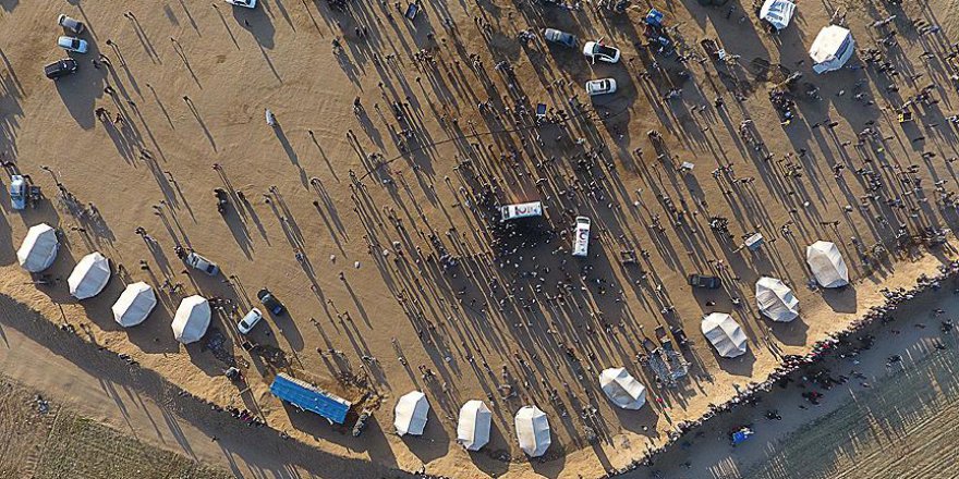 Dünya Filistinli mültecileri konuşuyor