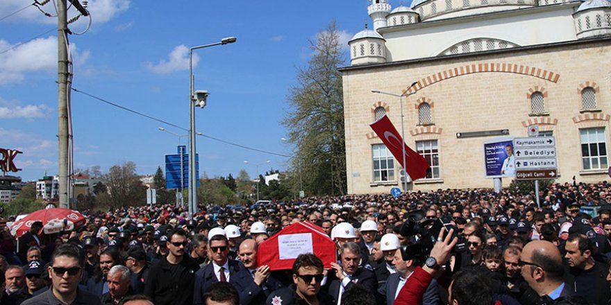Şehit polis Ayan son yolculuğuna uğurlandı