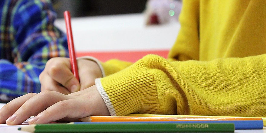 Binlerce uygulama çocukların bilgilerini topluyor