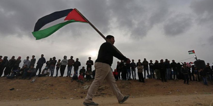 İsrail'in gerçek mermilerle müdahelesini anlattılar