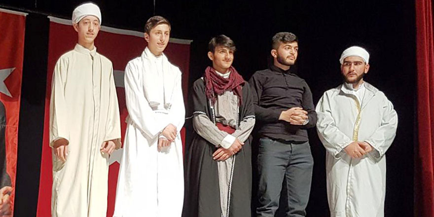 Arapça yarışmasının birincisi Bitlis Said-i Nursi Anadolu İmam Hatip Lisesi oldu