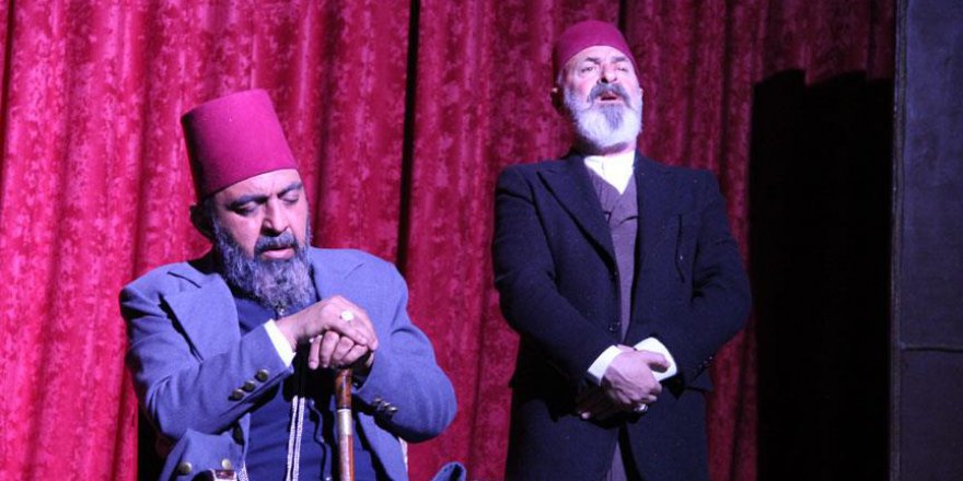 2. Abdülhamid'i anlatan Usta oyunu Hatay'da sahnelendi