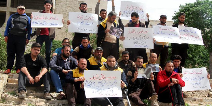 Suriye'nin pek çok noktasında Esed protestosu