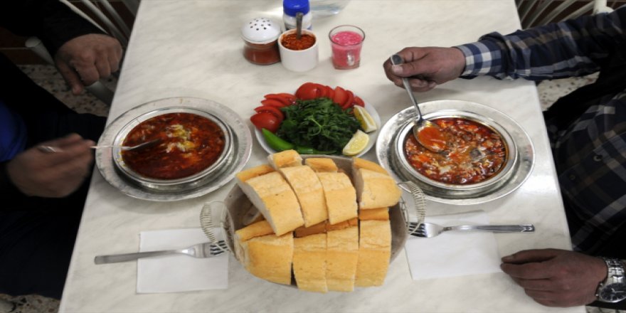 Kelle paça çorbasını şoklayarak, Türkiye'nin her yerine gönderiyorlar