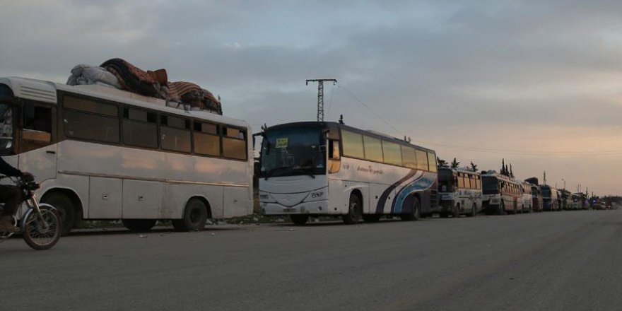 Dumalıları taşıyan tahliye konvoyuna silahlı saldırı